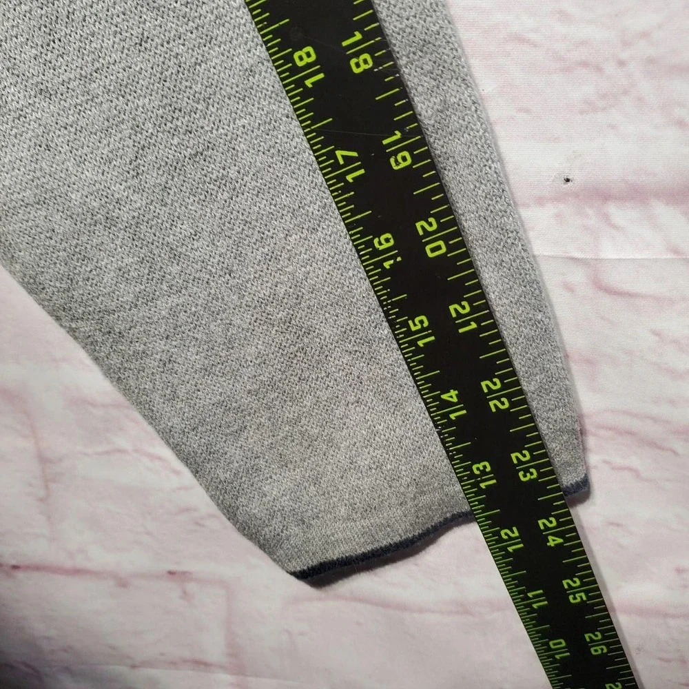 NWT Northern Explorer Sweater Mens‎ XL Gray Cotton V-Neck Knit Pullover Classic